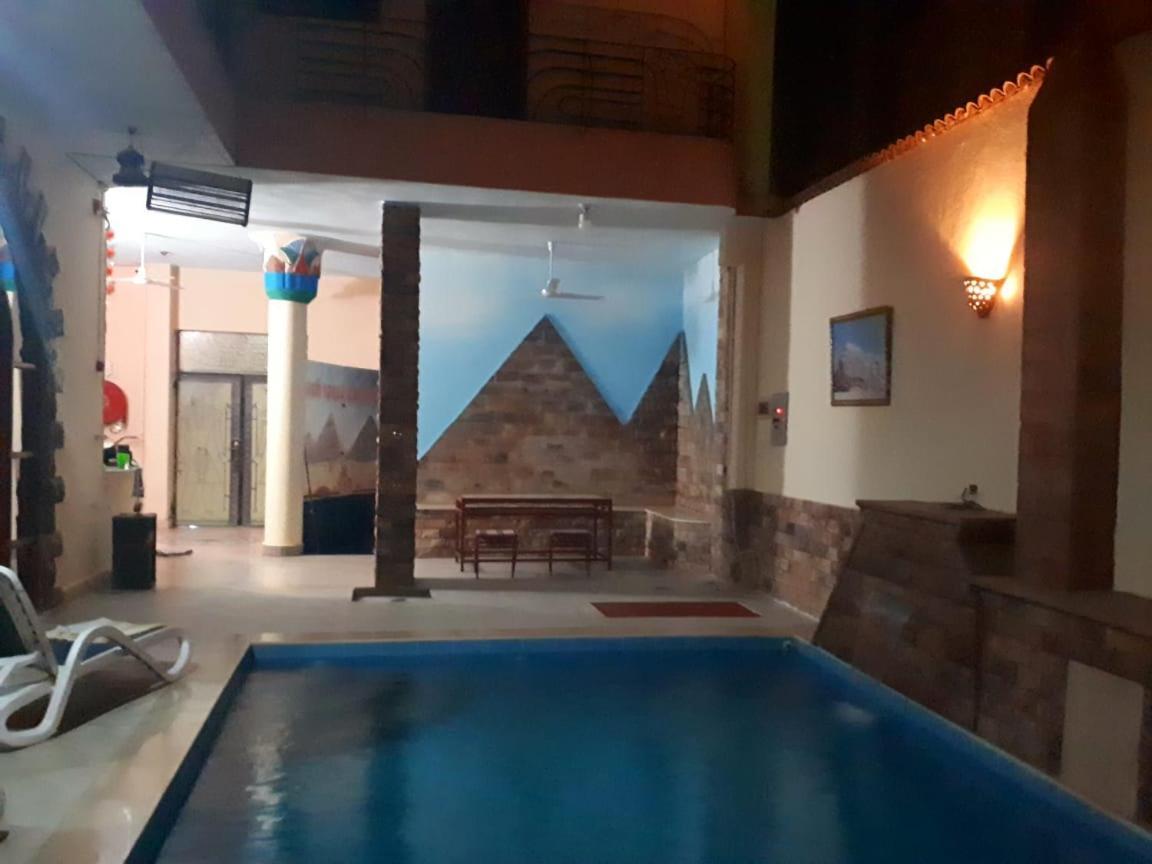 Pyramids Luxor Hotel&SPA Exteriör bild