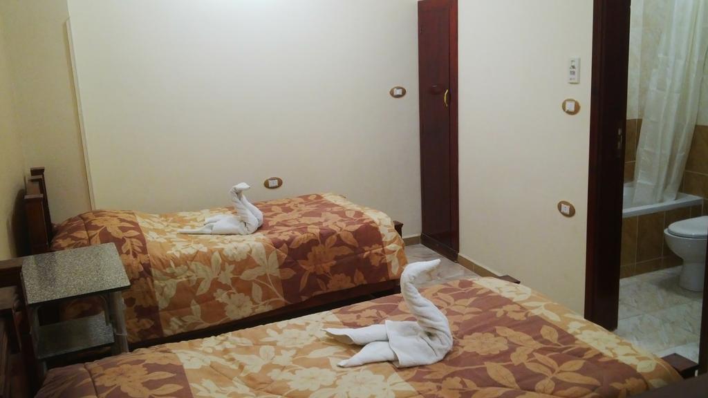 Pyramids Luxor Hotel&SPA Rum bild