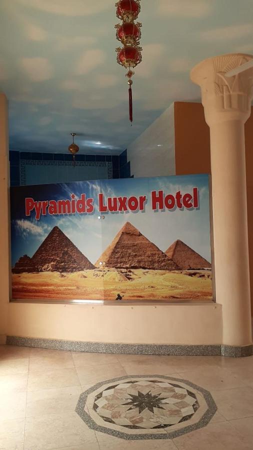 Pyramids Luxor Hotel&SPA Exteriör bild